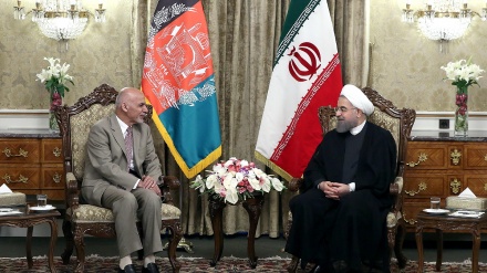 イラン大統領、「わが国の措置は常に米の侵略に対する回答」