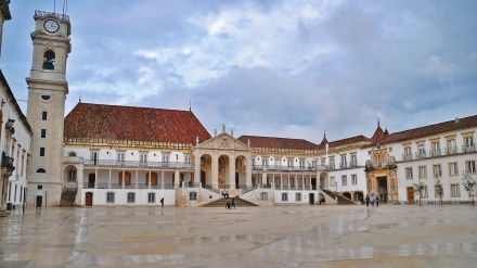 Universidade de Coimbra visitada por mais de 300 mil turistas em 2015