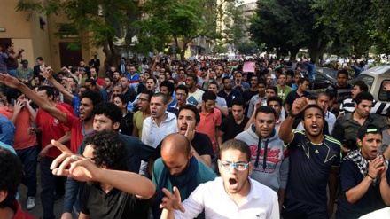 Wafungwa wa Misri wasusia chakula kukosoa 'kesi bandia'