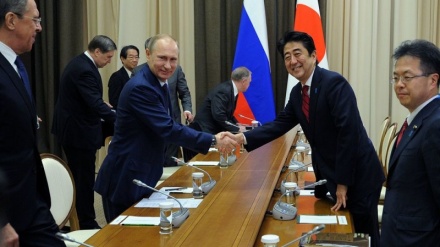 Incontro Putin-Abe: Giappone presenta piano di cooperazione economica con la Russia
