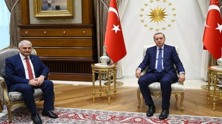 Binali Yıldırım yeni hükümeti kurmakla görevlendirildi 