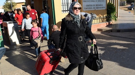 İspanya, Iraklı ve Suriyeli mültecileri kabule başladı