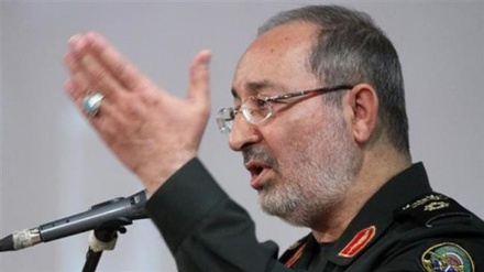 Iran will never backtrack in face of US aggression: Commander