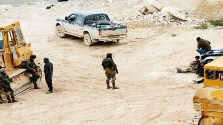 כוחות הכיבוש מחרימים ציוד העבודה של הפלסטינים
