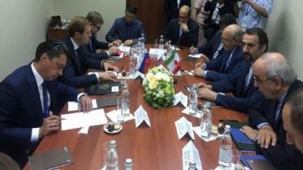 ロシア、イランに対して経済協力の拡大と航空機の共同生産を提案