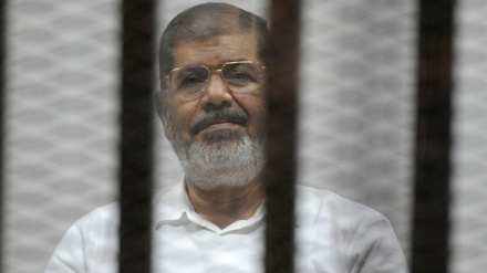Kritikohet dënimi me burg të përjetshëm për Mohamed Morsi