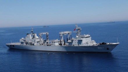 中国向美国和菲律宾发出警告