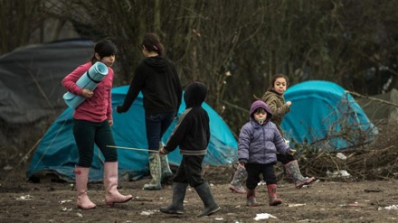 500名难民儿童在法国无家可归
