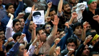 Warga Iran di peringatan hari wafat Imam Khomeini ra