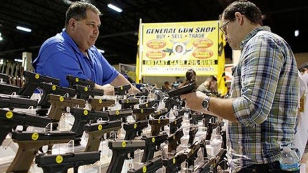 全米ライフル協会、銃器の購入制限に合意