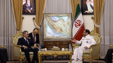 イラン国家安全保障関係者とロシア国防相が会談