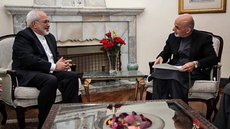 イラン外相とアフガニスタン大統領が会談