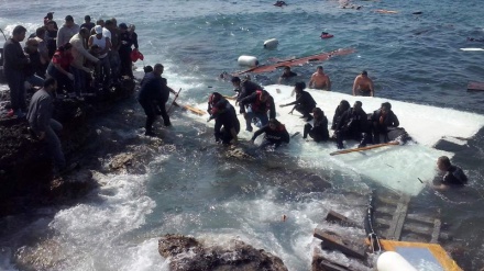 11 אלף מהגרים חולצו ו- 50 נהרגו במהלך מבצעי החילוץ בים התיכון