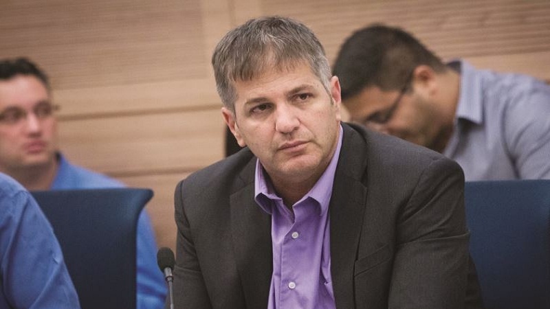 כריתת הידיים והרגליים של הדמוקרטיה