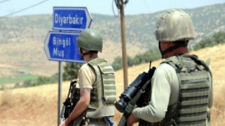 Türk askerleri ile PKK arasında çatışma