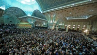 Warga Iran di peringatan hari wafat Imam Khomeini ra