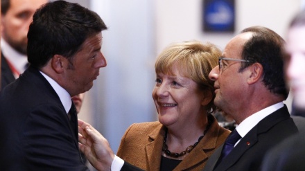 Merkel reúne-se com François Hollande e Matteo Renzi na segunda-feira