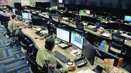 アメリカ前国防長官、「アメリカは、サイバー戦争に対処しきれない」