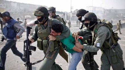 İşgal Güçleri El-Halil'de Filistinli Bir Genci Gözaltına Aldı