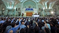 Warga Iran di peringatan hari wafat Imam Khomeini ra