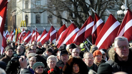 Lettonia; no all’insegnamento della lingua russa nelle scuole