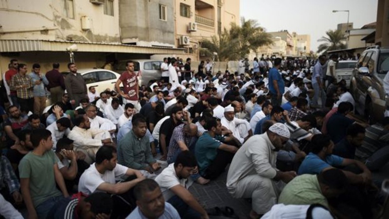 Irak halkı Bağdat'ta Bahreyn yönetimini protesto etti 