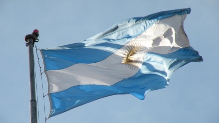 Pobreza na Argentina atinge 32,2% da população, apontam dados oficiais