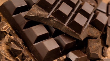 Узве аз бадан, ки бидуни шоколад бемор мешавад 
