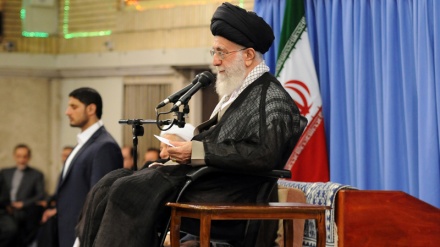 Ayatullah Khamenei: Marekani, chanzo cha ugaidi, vita katika ulimwengu wa Kiislamu