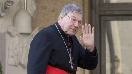 Pedofilia, card. Pell andrà a giudizio