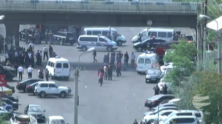 Crisi in Caucaso: irruzione nel commando polizia armena