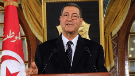 Tunisia chiede aiuti finanziari per 20 mld di dollari