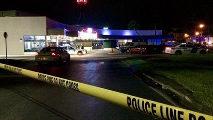 フロリダ南部で発砲事件が起こり、３人が死亡