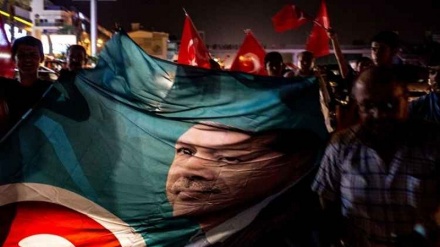 Türkiye yetkililerinden darbe girişimine tepkiler 