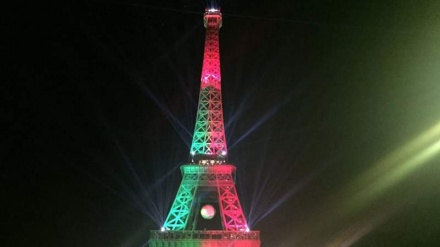 Torre Eiffel não se iluminou com as cores nacionais