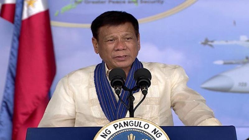 Филиппин президенти чиқиндилар сабаб Канадага уруш билан таҳдид қилмоқда