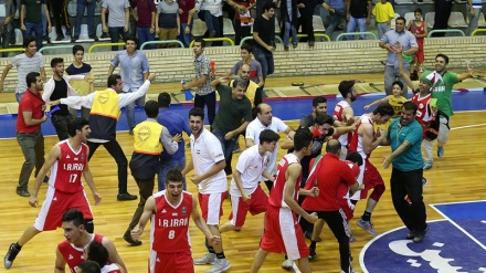 İran genç basketbol takımı dünya karşılaşmalarına gidiyor 