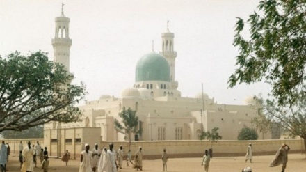 Cidade nigeriana de Lagos fecha igrejas e mesquitas para reduzir ruído