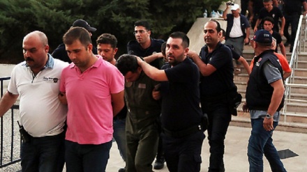 Cunami hapšenja u Turskoj stigao do predsjedničke garde