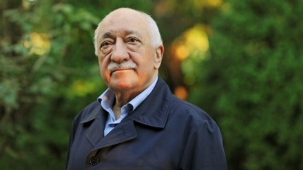 Gulen duhet të kthehet në Turqi