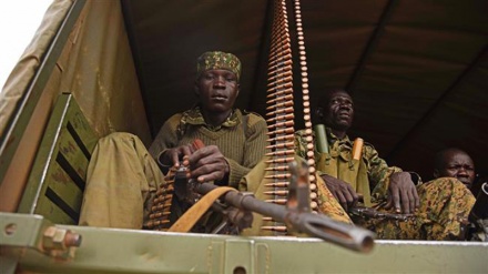 Ugandan military convoy enters South Sudan to evacuate citizens