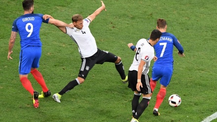 אליפות אירופה בכדורגל: צרפת ניצחה 0:2 את גרמניה 