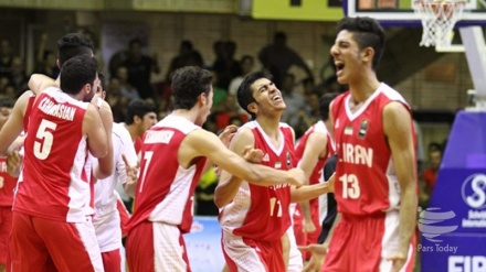 İran  basketbol takımı yarı finale yükseldi 