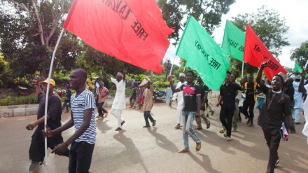 Qytetarët e Nigerisë protestojnë për lirimin e Shejkh Zakzakit