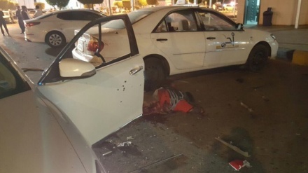 在サウジアラビアのアメリカ総領事館の付近で自爆テロ

