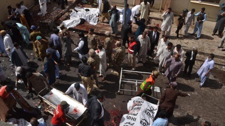 93 mortos e dezenas de feridos em um atentado no Paquistão´