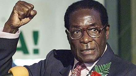 Majalisar Dokokin Zimbabwe Ta Bawa Mugabe Damar Zaben Manyan Alkalan Kasar