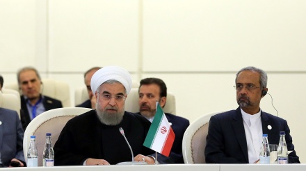 İran'ın siyasetleri, komşularla ilişkilerin geliştirilmesi yönündedir