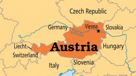 Austria, domani si rifà il ballottaggio per il presidente