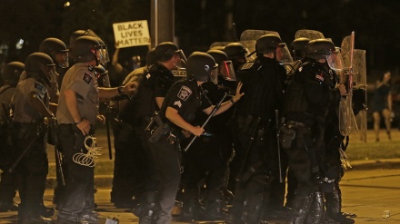 アメリカ・ミルウォーキーで警察による抗議者への弾圧が継続